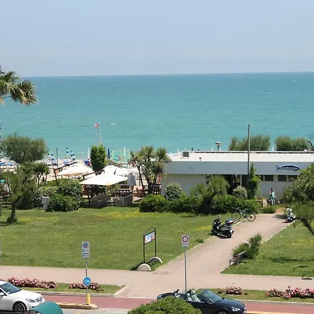 Casavacanze Castelli Di Sabbia Porto SantʼElpidio